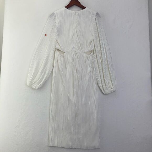 LINI Florence Dress Cutout MIDI Dress in white - Picture 4 of 8